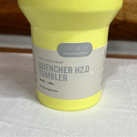 Stanley Calia Bright Yellow Quencher H2.0 Tumbler - Picture 4 of 7